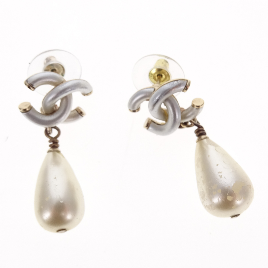 Chanel CC and Pearl Drop Earrings 2018