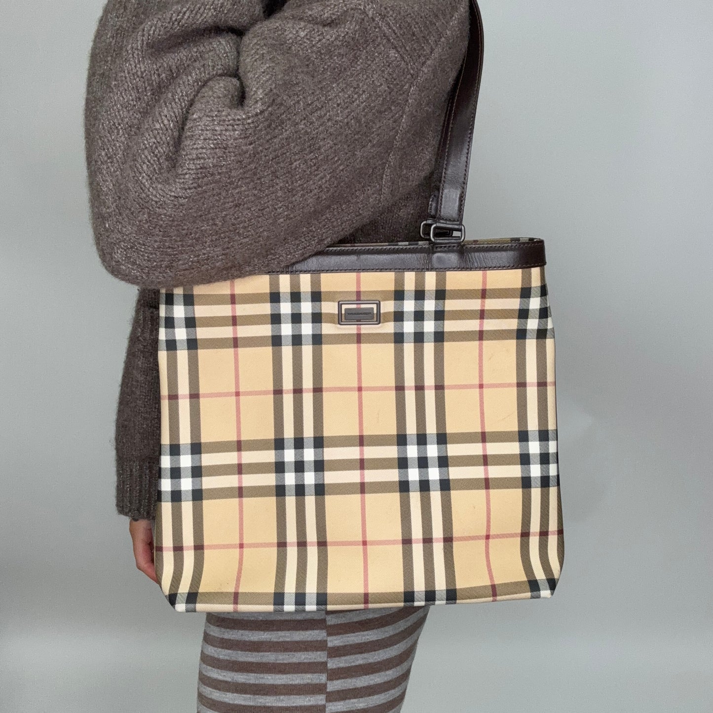 Buerberry Nova Check Medium Tote Bag Vintage