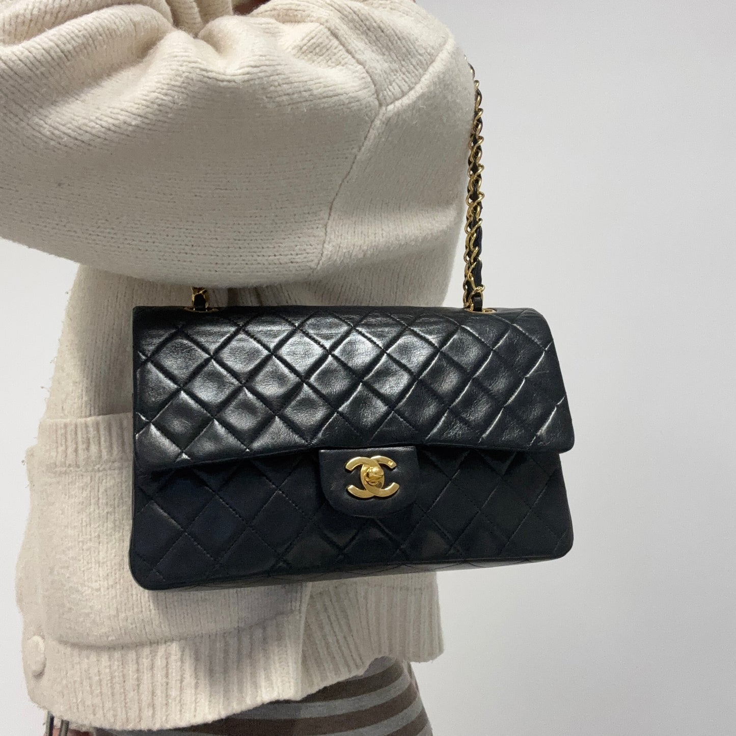 Chanel Classic Double Flap Medium Vintage Black GHW 1986/88