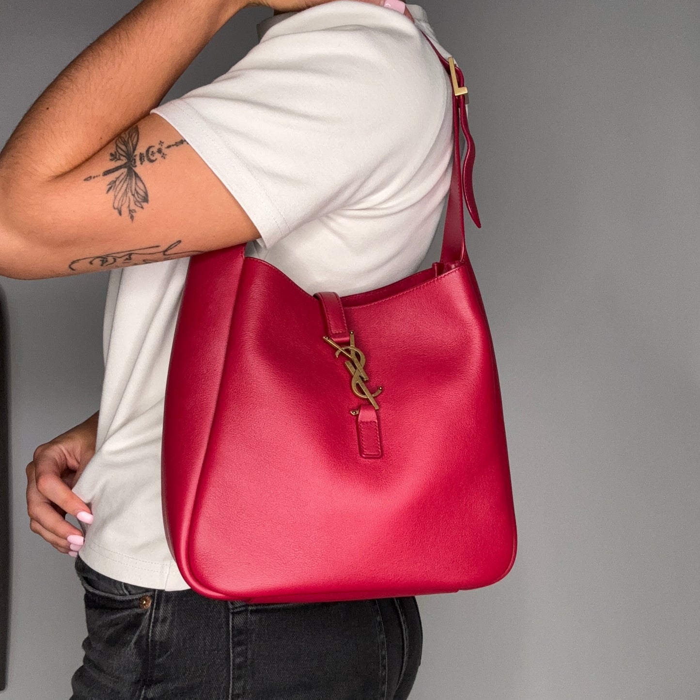 Saint Laurent Le 5 à 7 Hobo Small Deep Pink GHW 2025