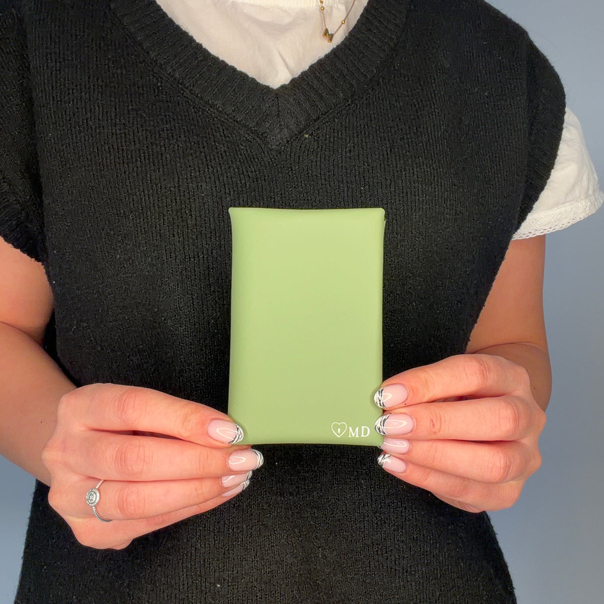 Hermes Calvi Card Holder In Swift & Chevre Vert Criquet & Bambou 2023