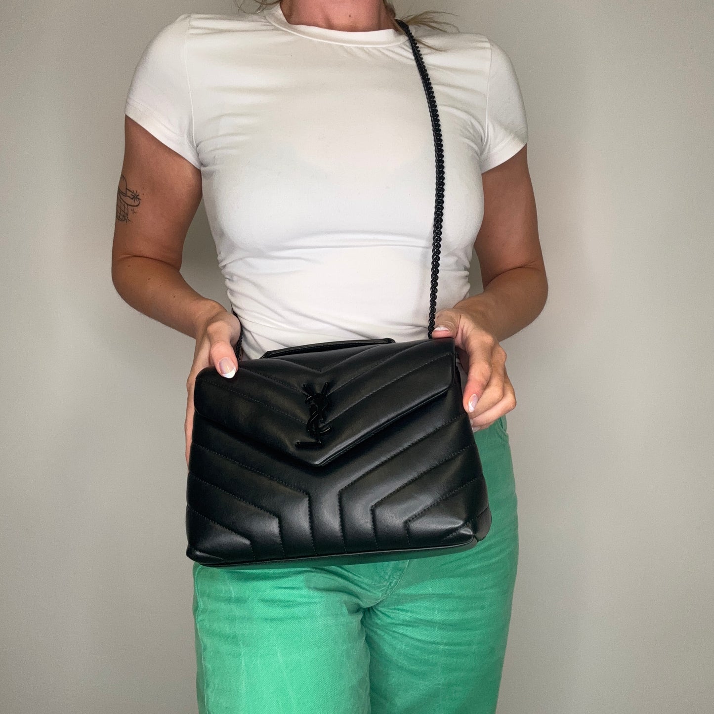 Saint Laurent Loulou Small Black on Black 2023