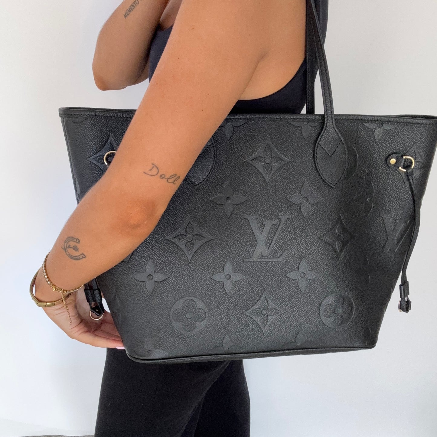 Louis Vuitton Neverfull MM with Pochette Black Empreinte Leather (NFID) 2
