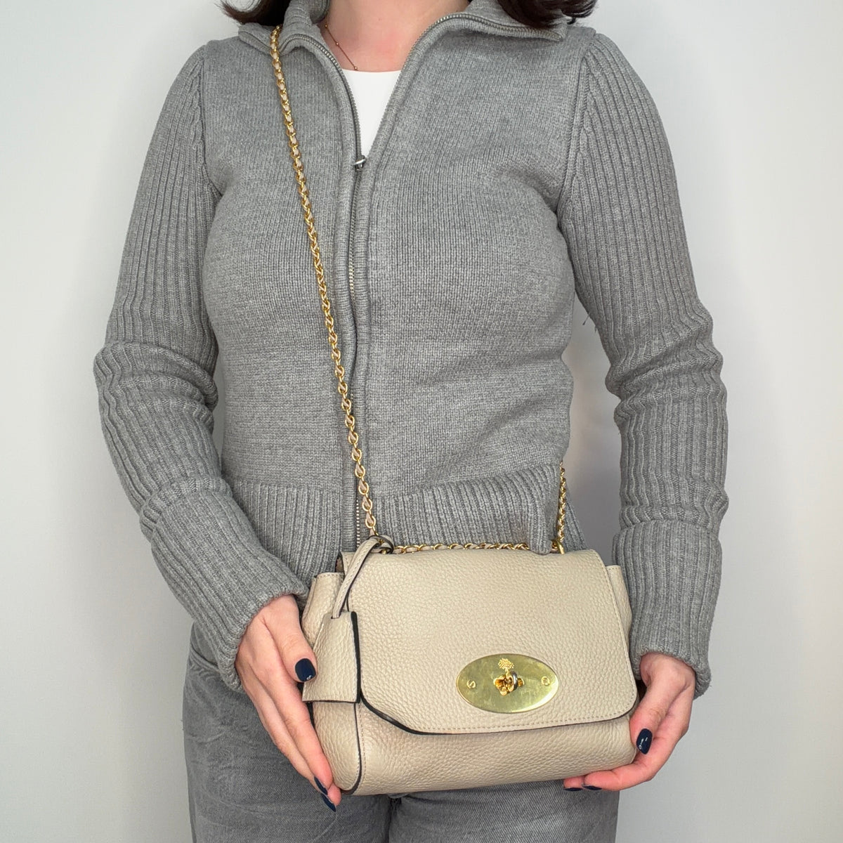 Mulberry Lily Regular Heavy Grain Gold HW