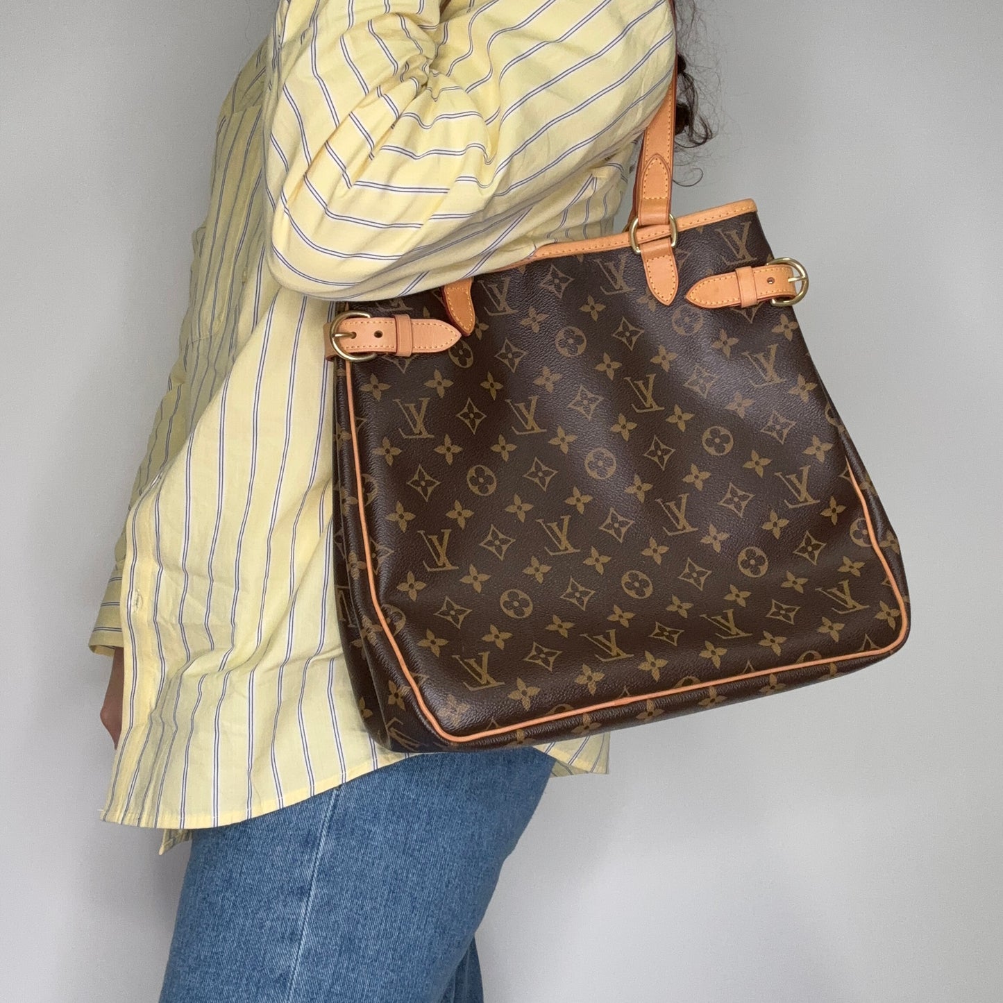 Louis Vuitton Batignolles Vertical Monogram CA3068