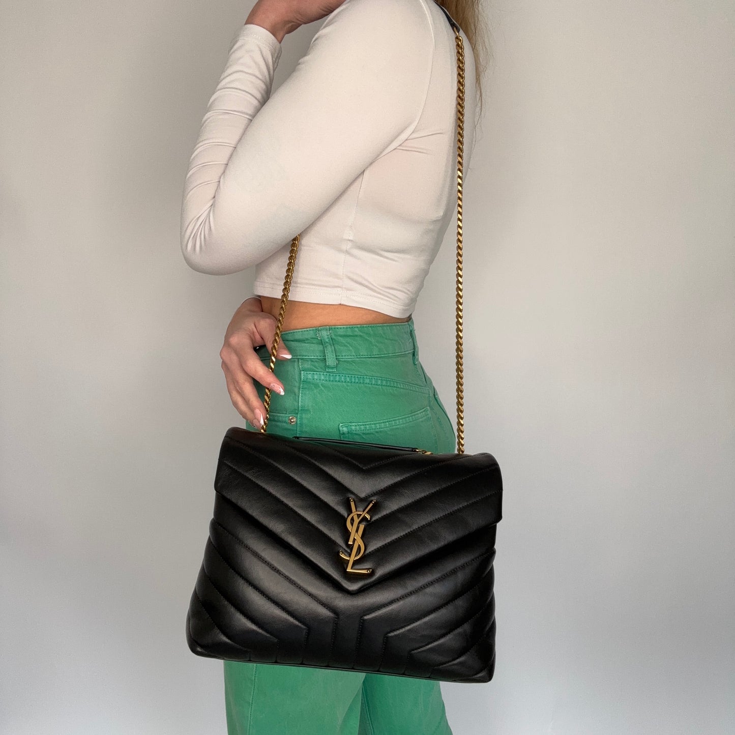Saint Laurent Loulou Med Black GHW 2019