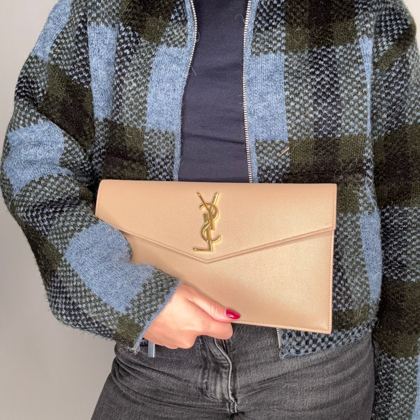 Saint Laurent Uptown Pouch Beige Grain De Poudre GHW