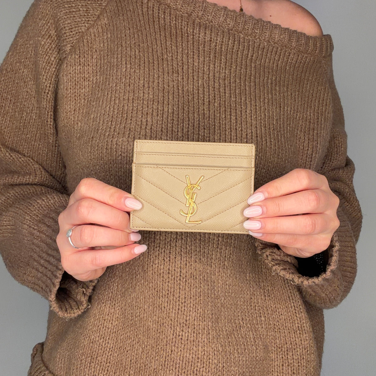 Saint Laurent Tech Card Holder Beige Grain De Poudre