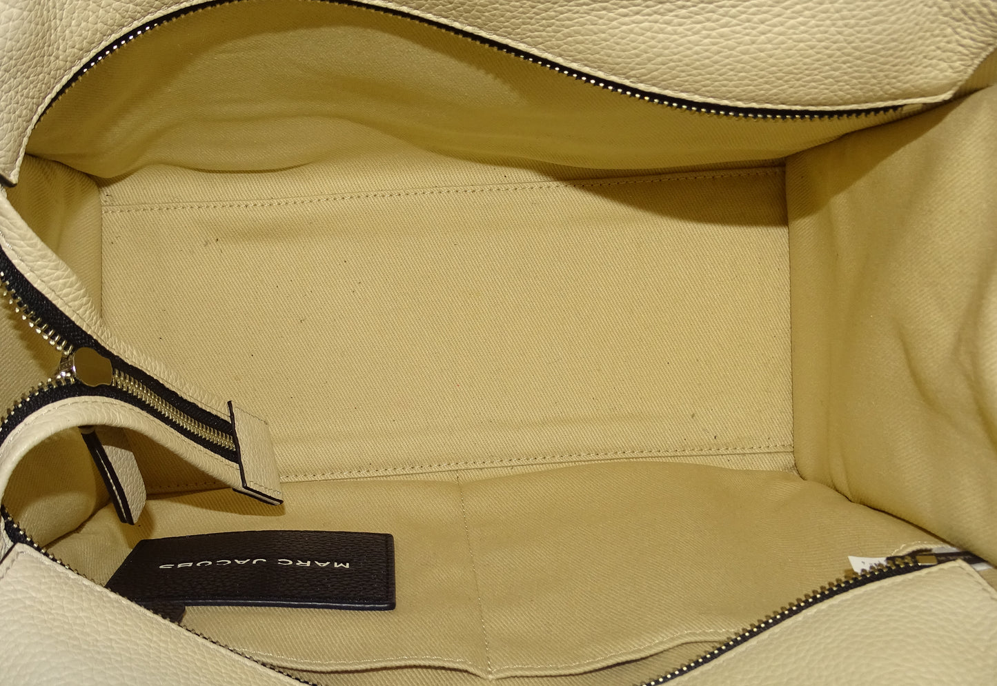 Marc Jacobs The Tote Bag Medium Cream/Black Leather