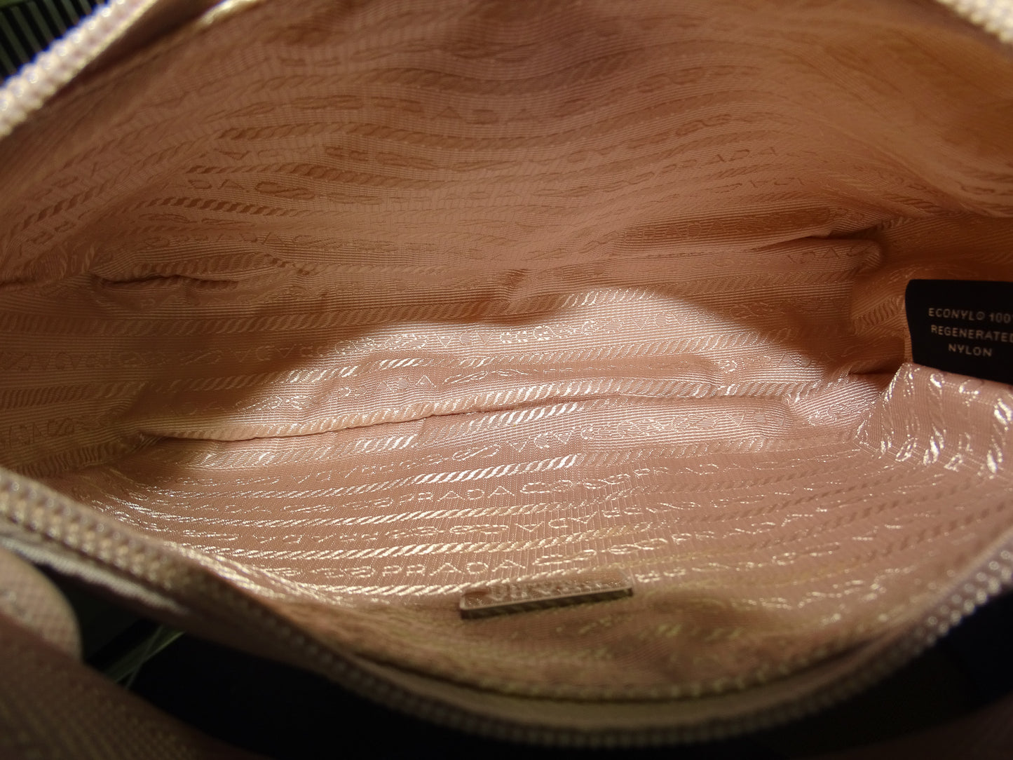 Prada Re-Edition 2000 Pink Nylon Shoulder Bag
