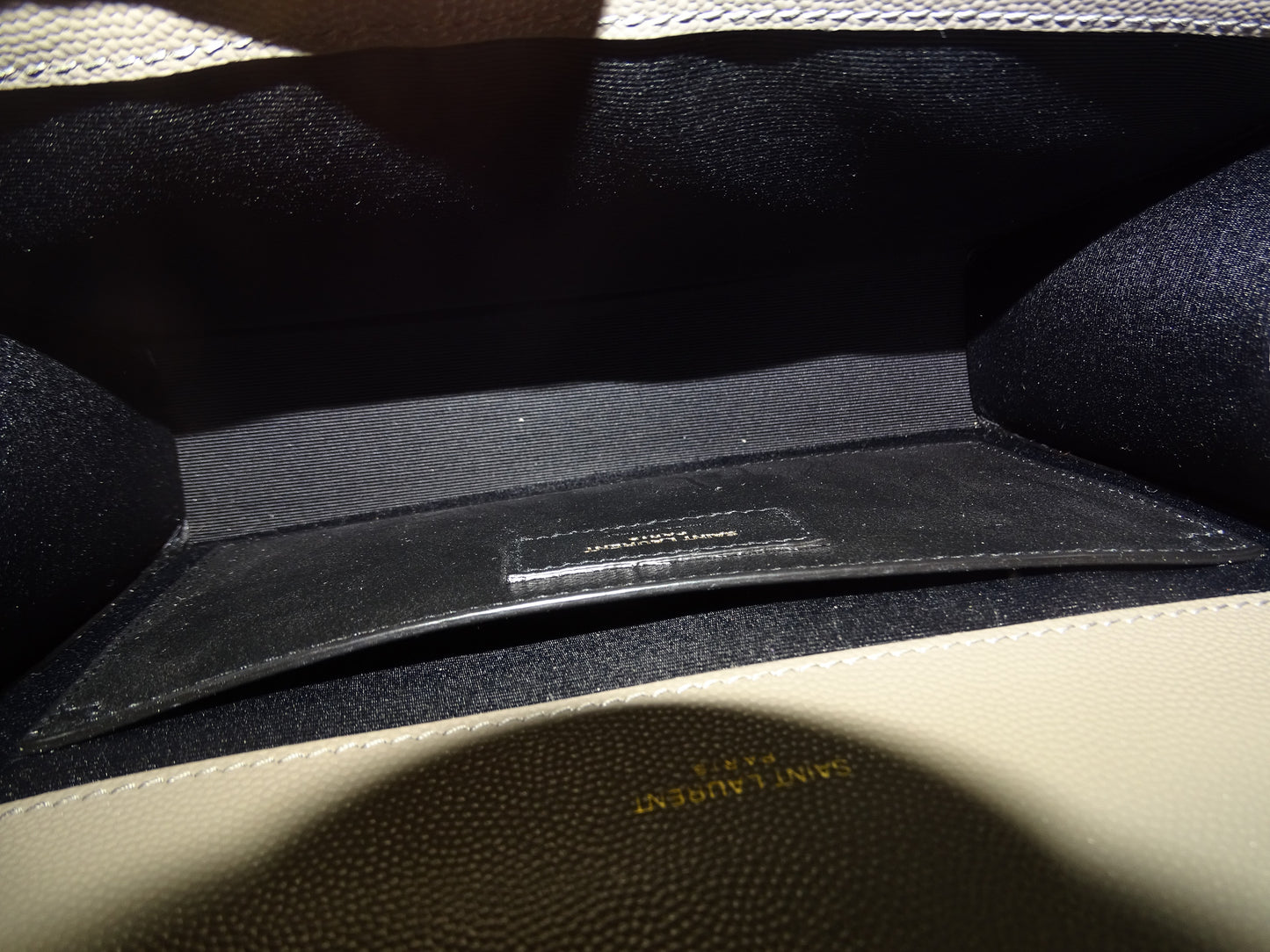 Saint Laurent Envelope Grain De Poudre Medium Grey Bag