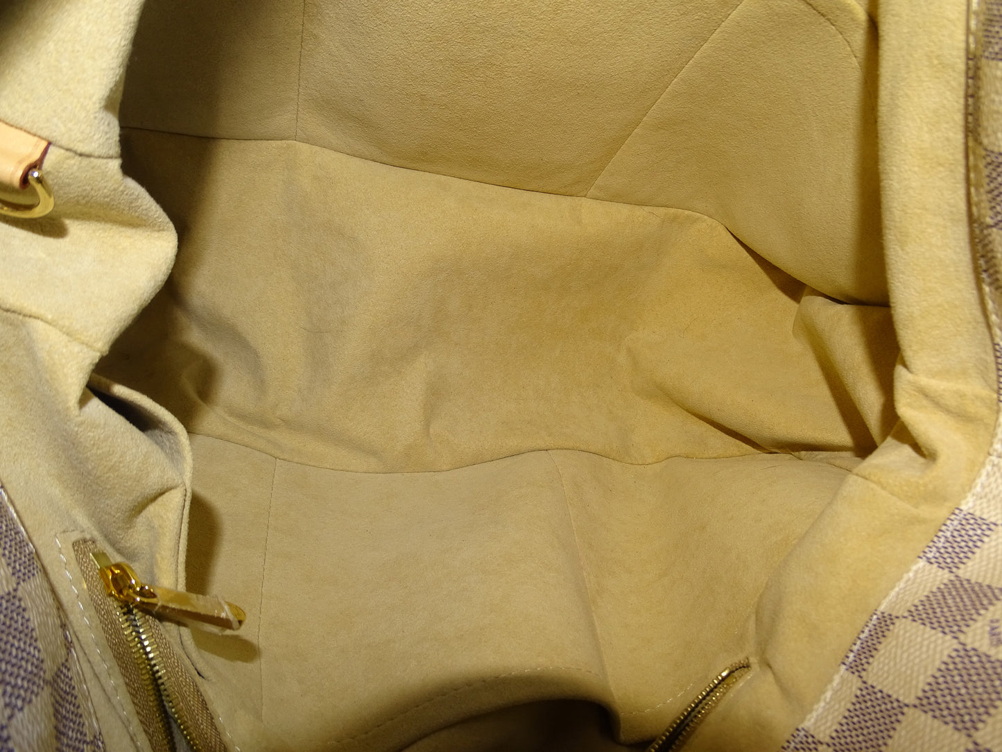 Louis Vuitton Artsy Damier Azur CA0260