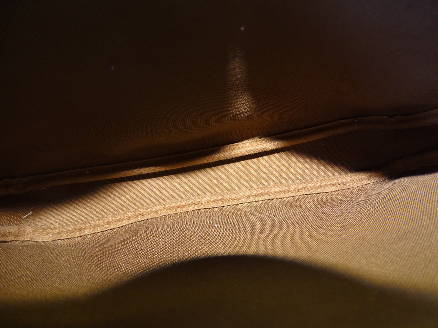 Louis Vuitton Pochette Accessoires Monogram VI0989 1999