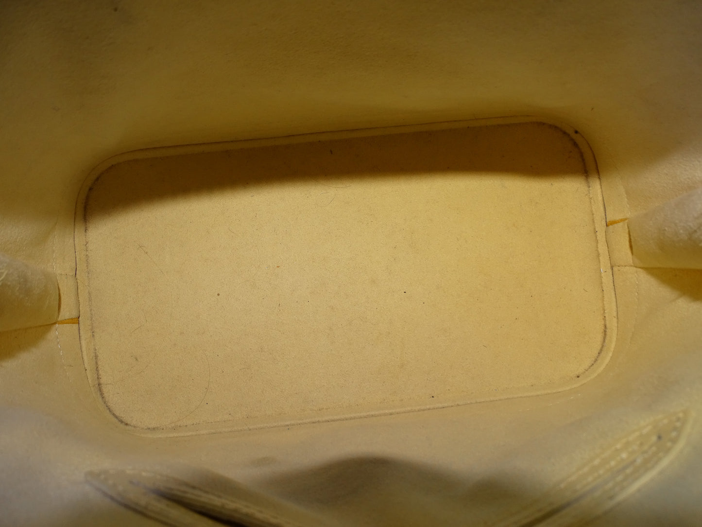 Louis Vuitton Alma PM In Vanilla Epi Leather Vintage AR1020