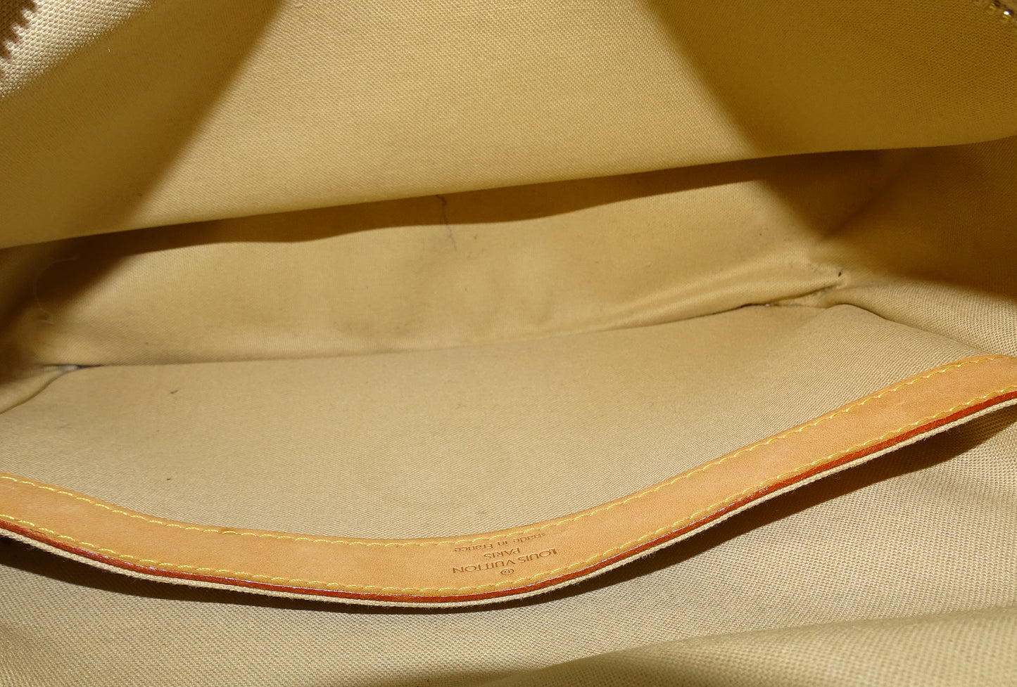 Louis Vuitton Naviglio Damier Azur Messenger Bag SR4058