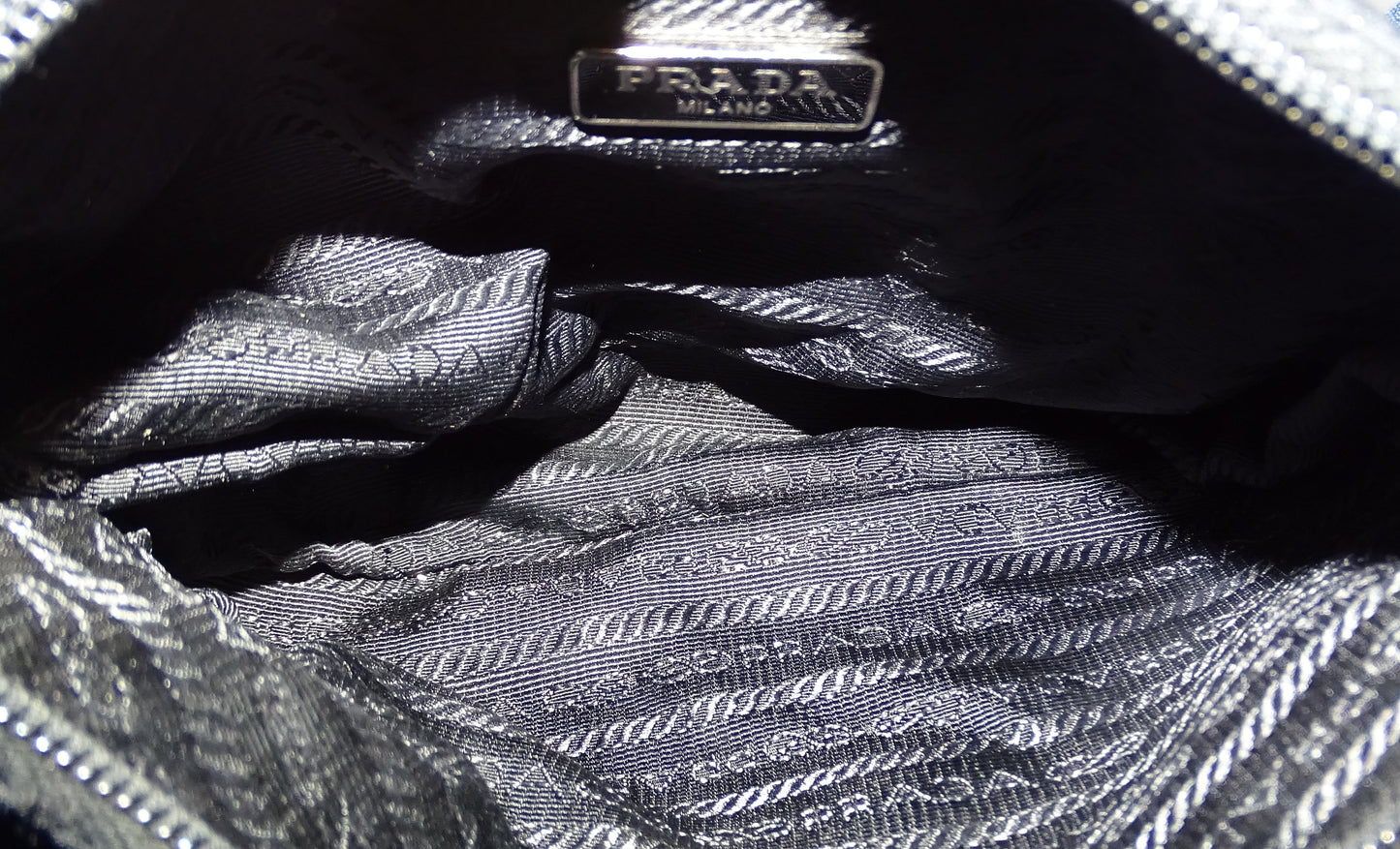 Prada Re-Edition 2000 Small Shoulder Bag Black Nylon