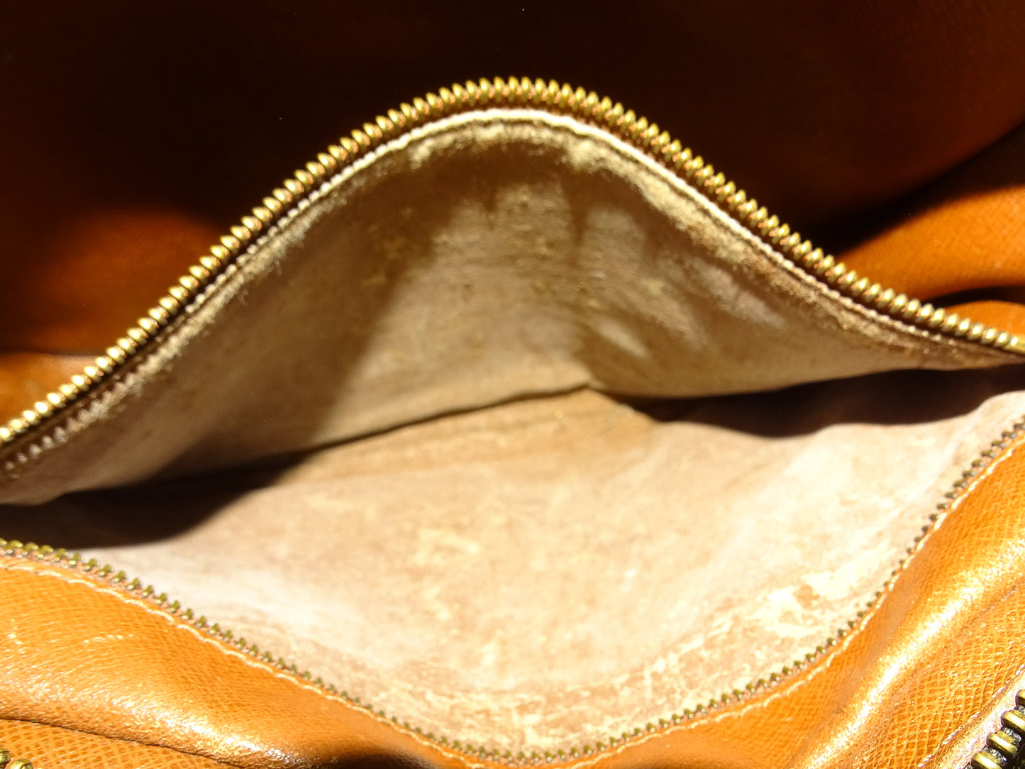 Louis Vuitton Jeune Fille Crossbody Monogram Vintage 864VI - 1986