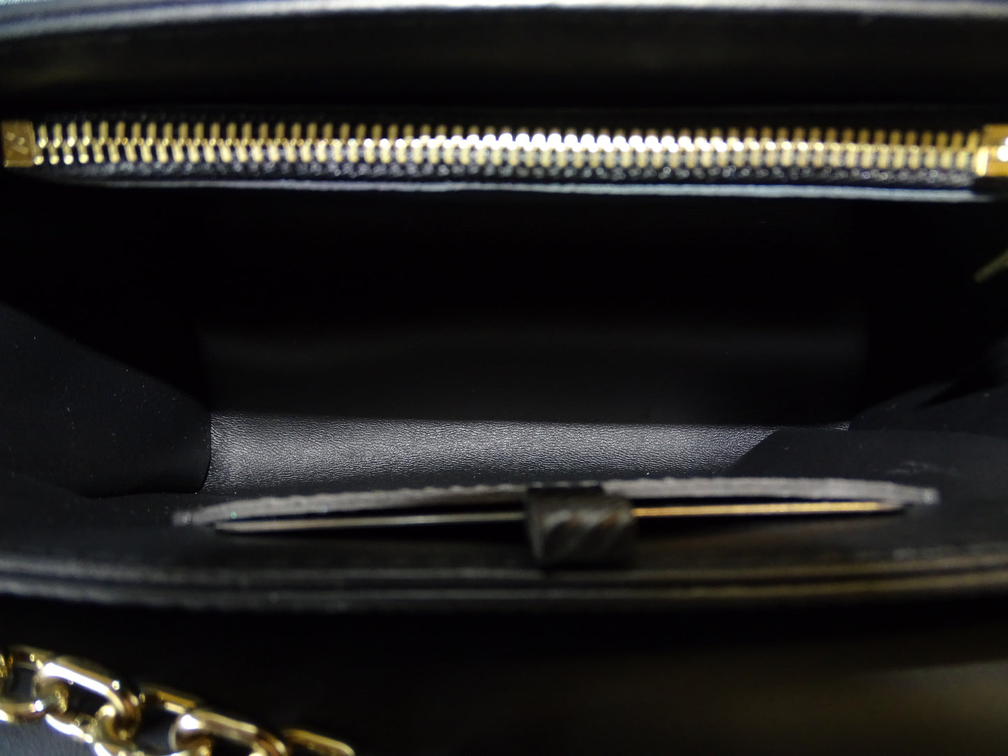 Louis Vuitton Twist PM Black Epi GHW (NFID)