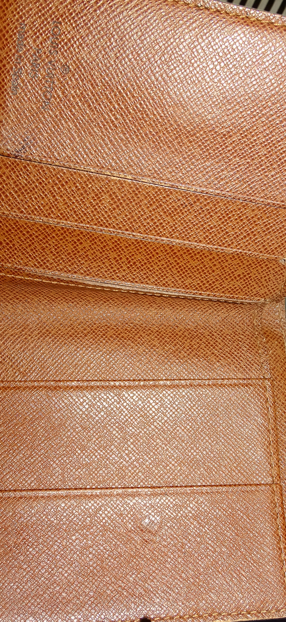 Louis Vuitton Compact Vintage Monogram Wallet CA0094