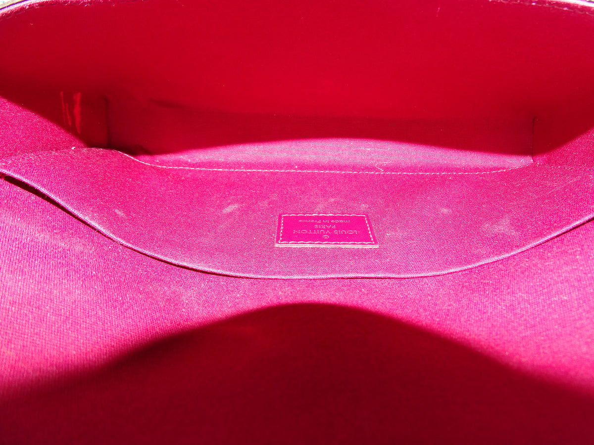 Louis Vuitton Felicie Pochette On Chain Vernis Magenta