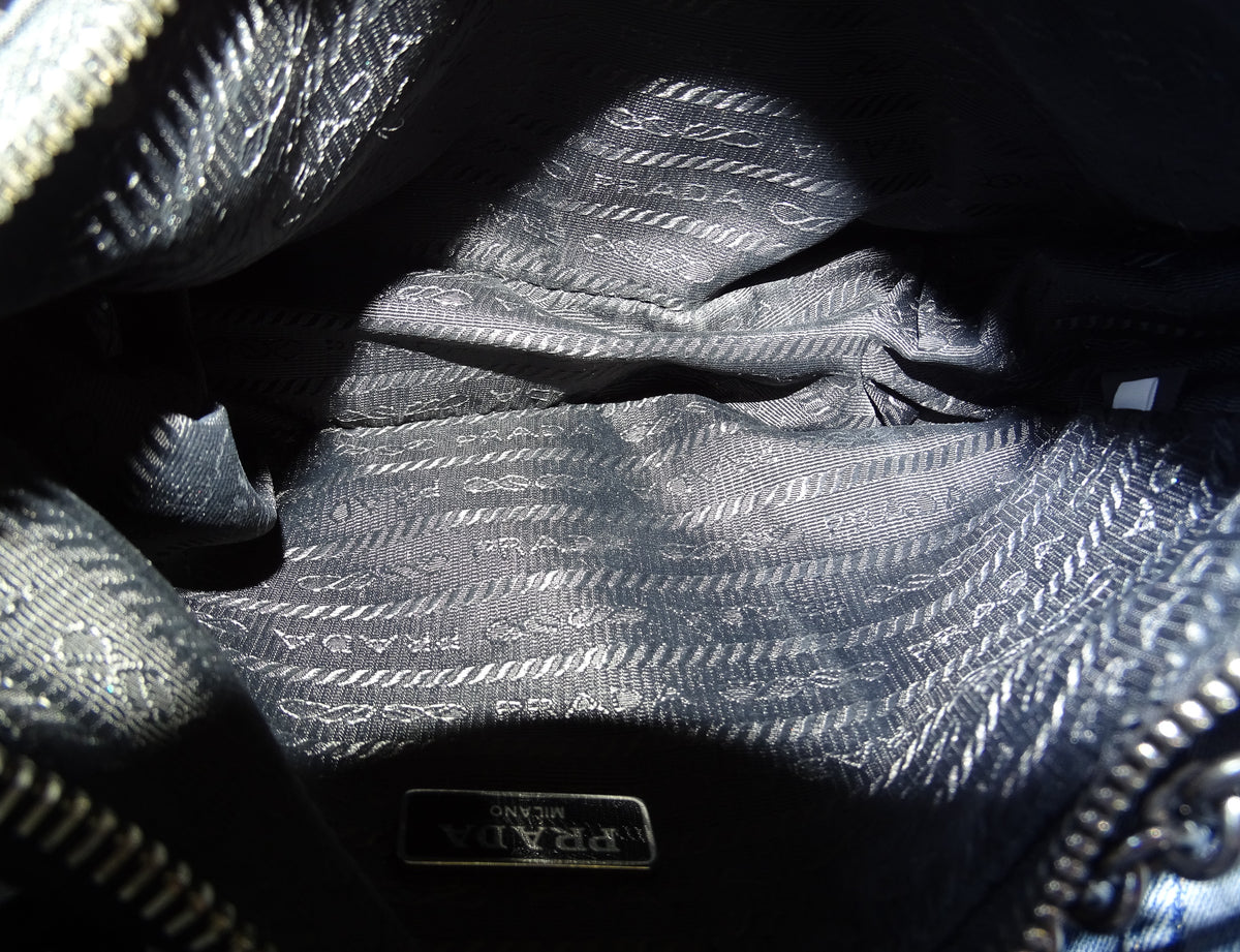 Prada Re-Edition 2005 Black Messenger Bag Multi Pouch
