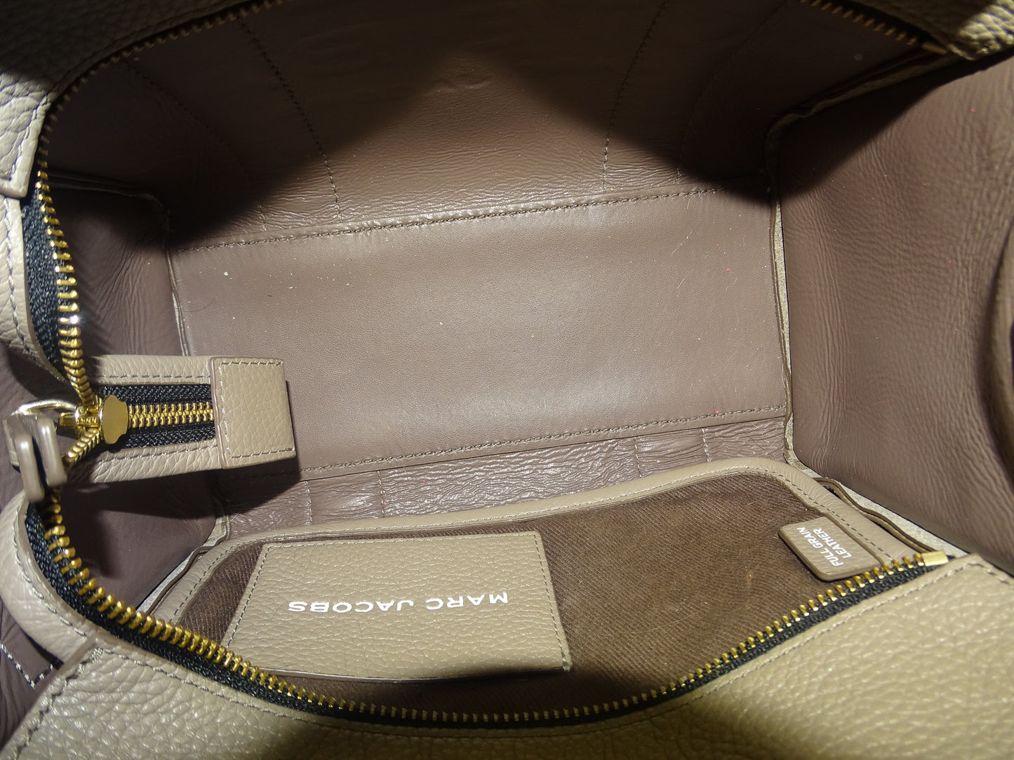 Marc Jacobs The Tote Bag Small Cement With Strap GH