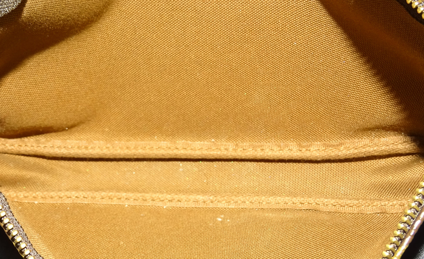 Louis Vuitton Monogram Classic Pochette Accessoires with Extender CA0092 - 2002
