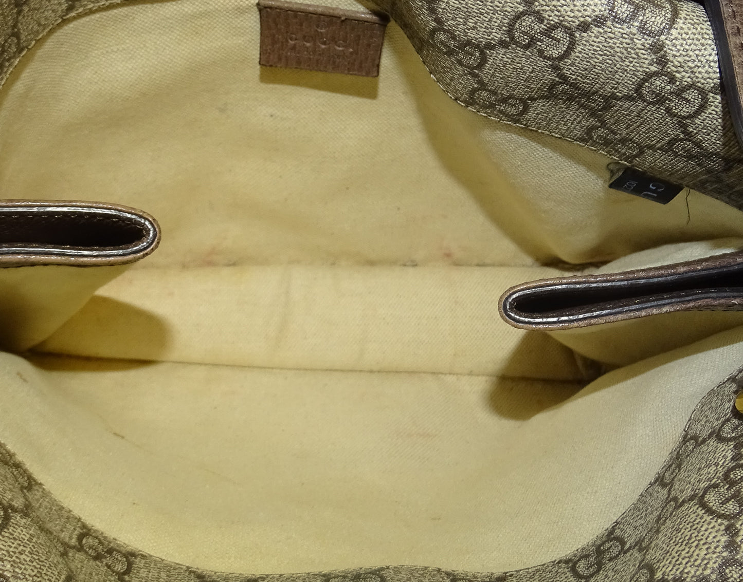 Gucci Neo Vintage Messenger Bag GG Supreme with Web Strap