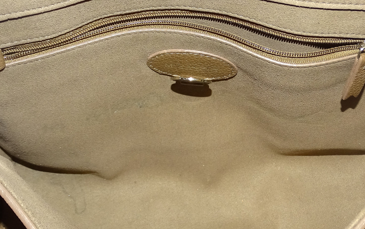 Mulberry Lily Medium Taupe SHW