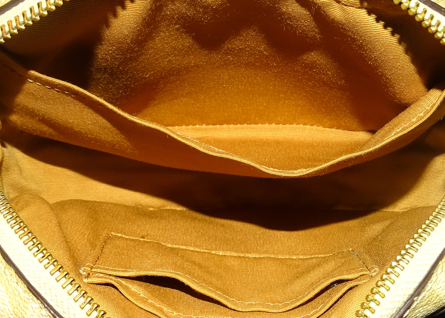 Coach Mini Camera Bag Beige Signature