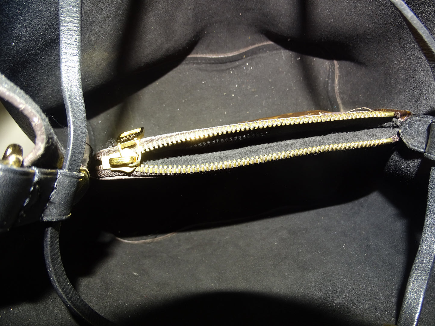 Louis Vuitton NeoNoe Monogram and Black Leather (NFID)