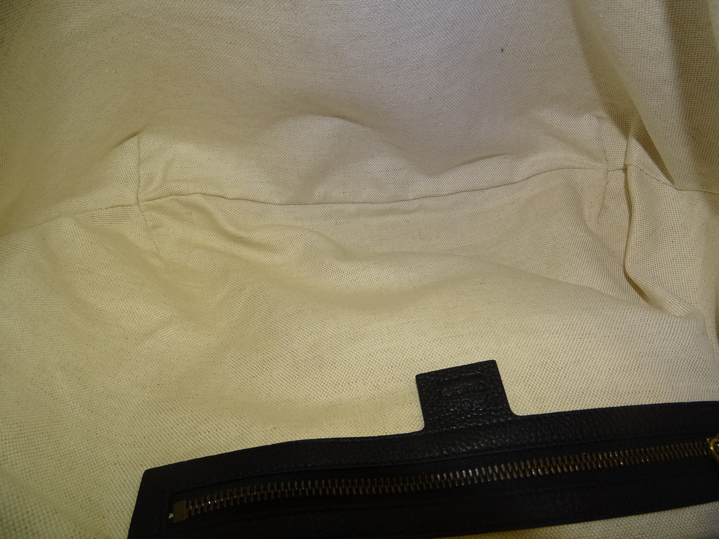 Gucci Half Moon East West Logo Hobo Black