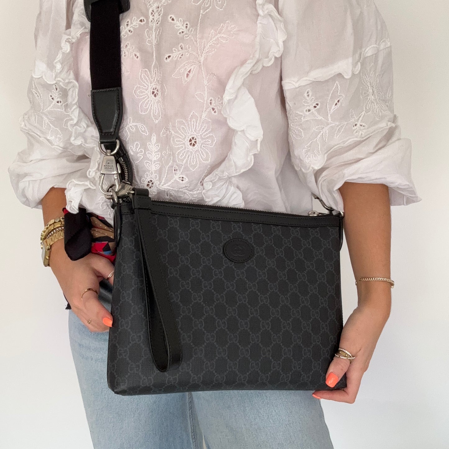 Gucci Interlocking G GG Supreme East West Convertible Messenger