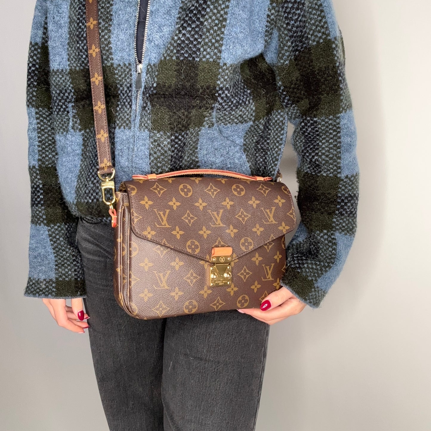 Louis Vuitton Metis Classic Monogram