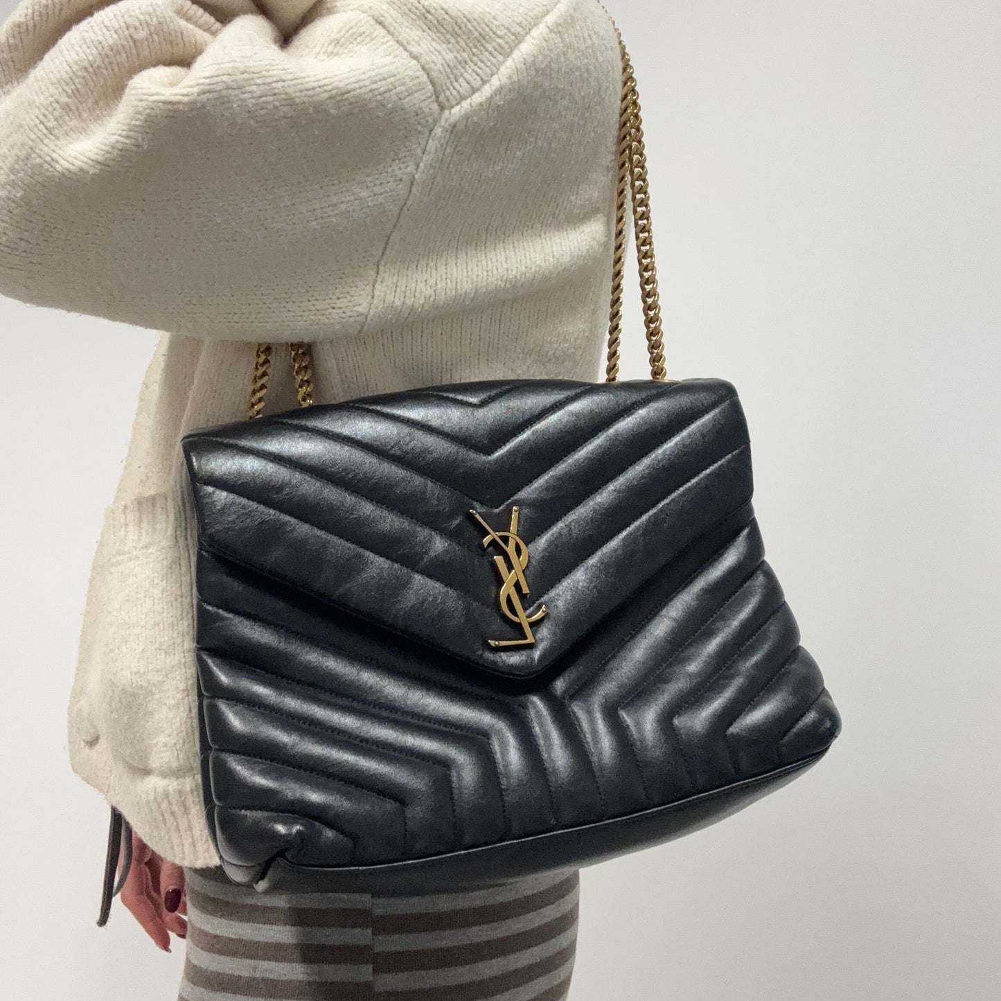 Saint Laurent Loulou Medium Black Gold HW 2018