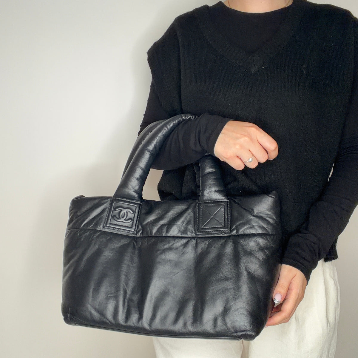 Chanel Coco Cocoon Tote Black Leather 2009/10