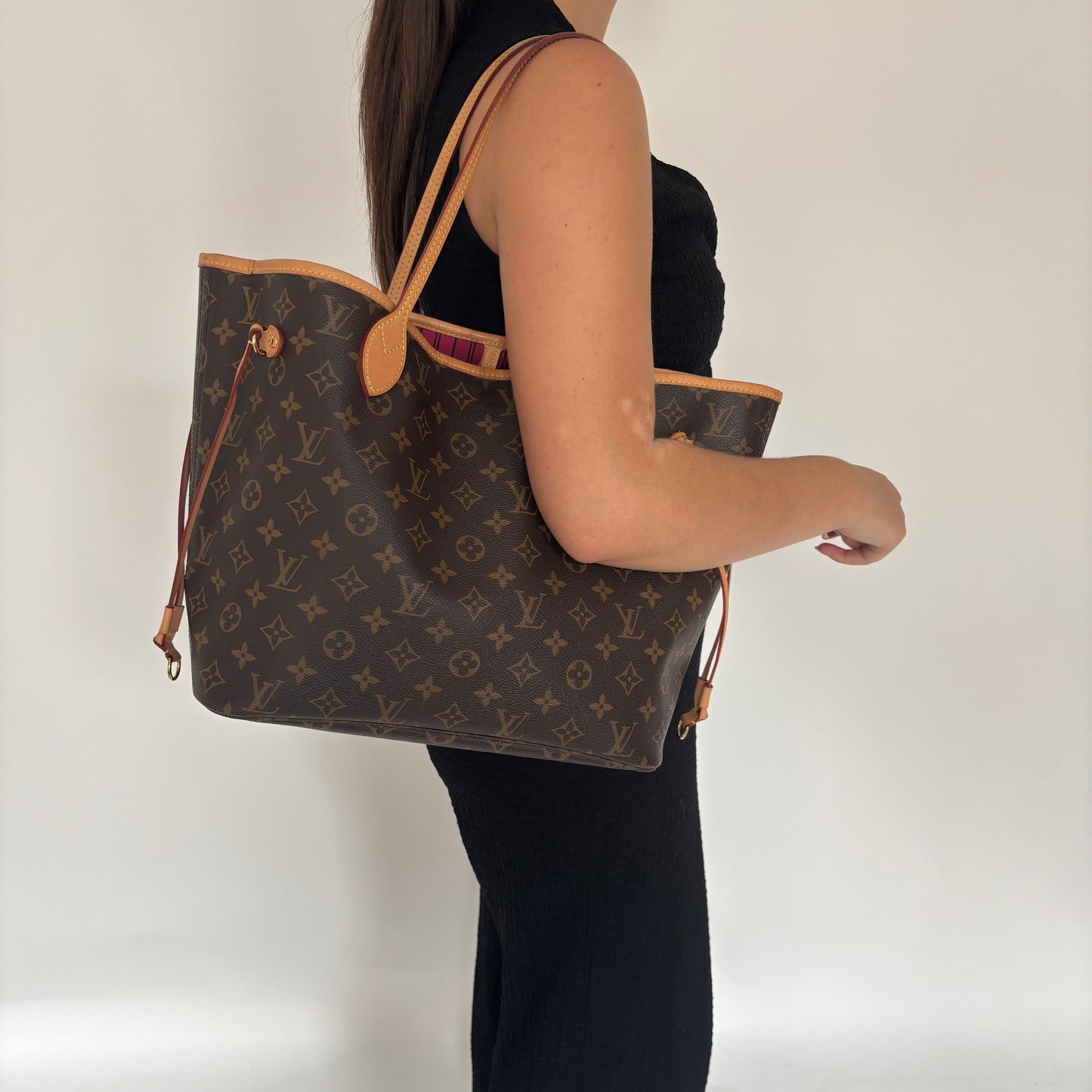 Louis Vuitton Neverfull MM Monogram and Cerise CA0230 - 2020