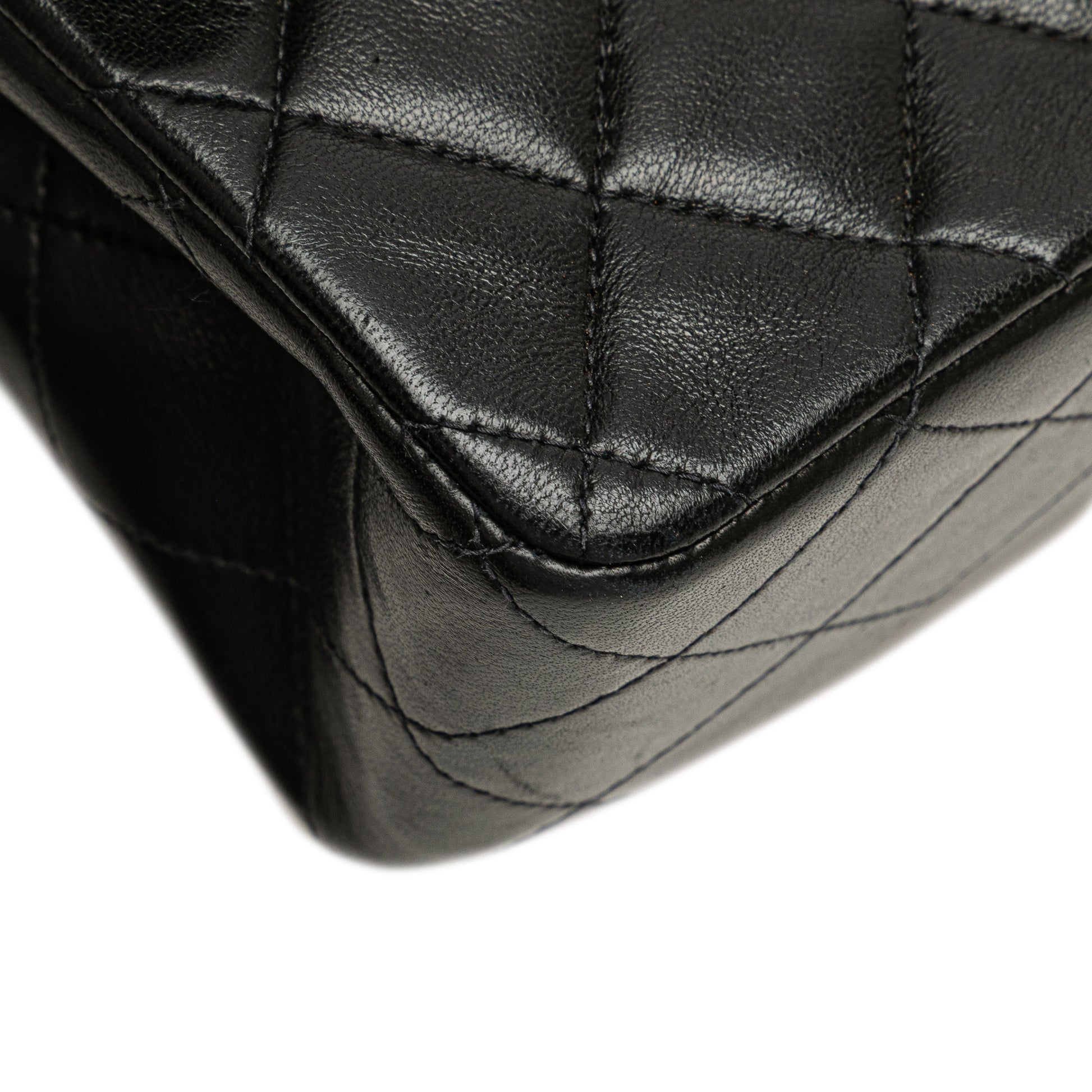 Medium Classic Lambskin Double Flap Image# 10
