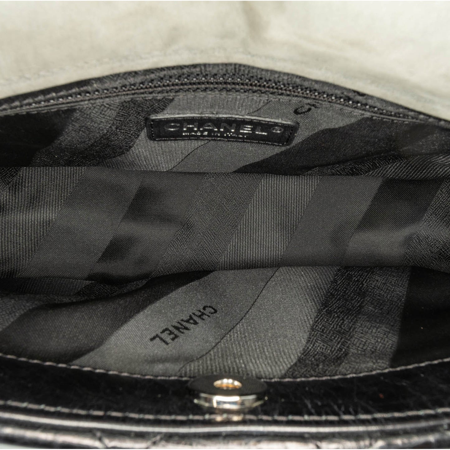 Glazed Calfskin Iridescent Portobello Flap Image# 4