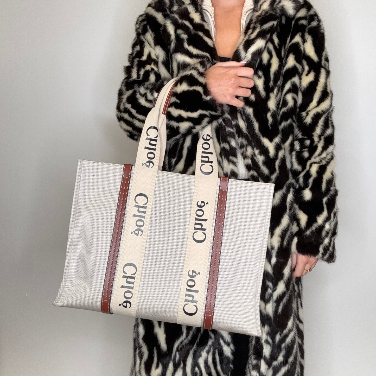 Chloe Woody Large Tote Bag