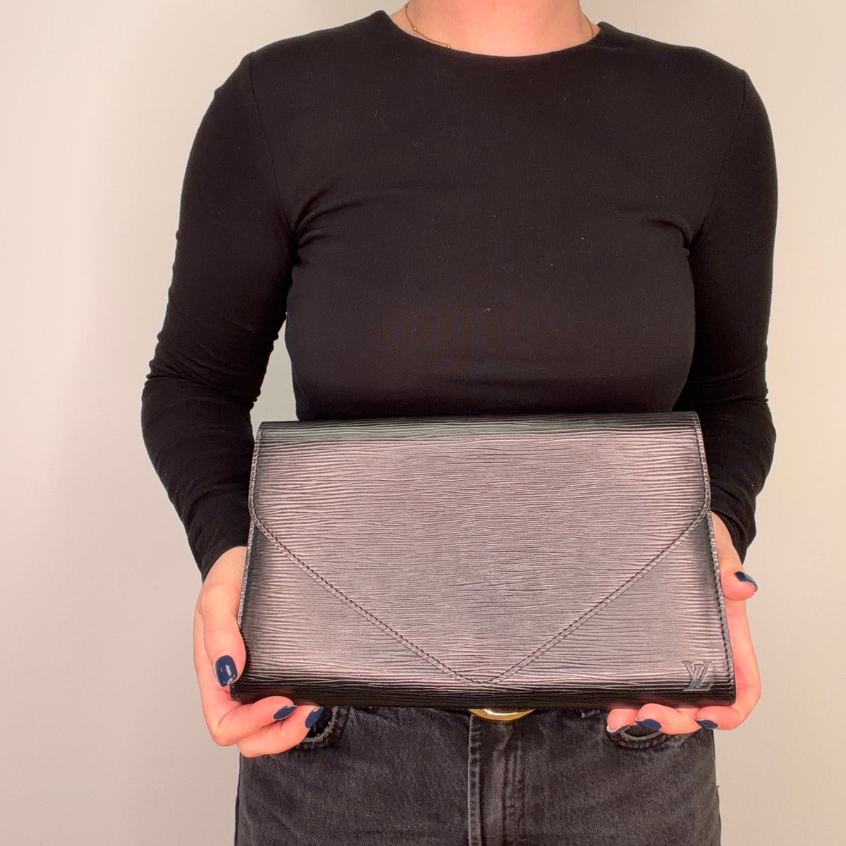 Louis Vuitton Art Deco Clutch Vintage Black Epi VI0950 - 1990