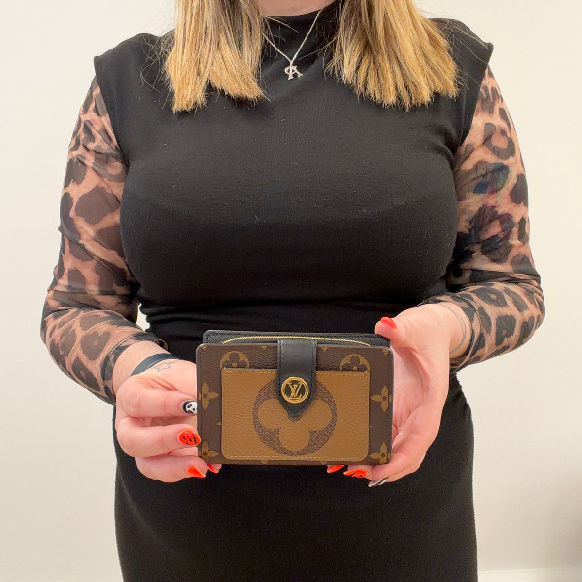 Louis Vuitton Juliette Wallet In Monogram & Giant Reverse Monogram Sp2290