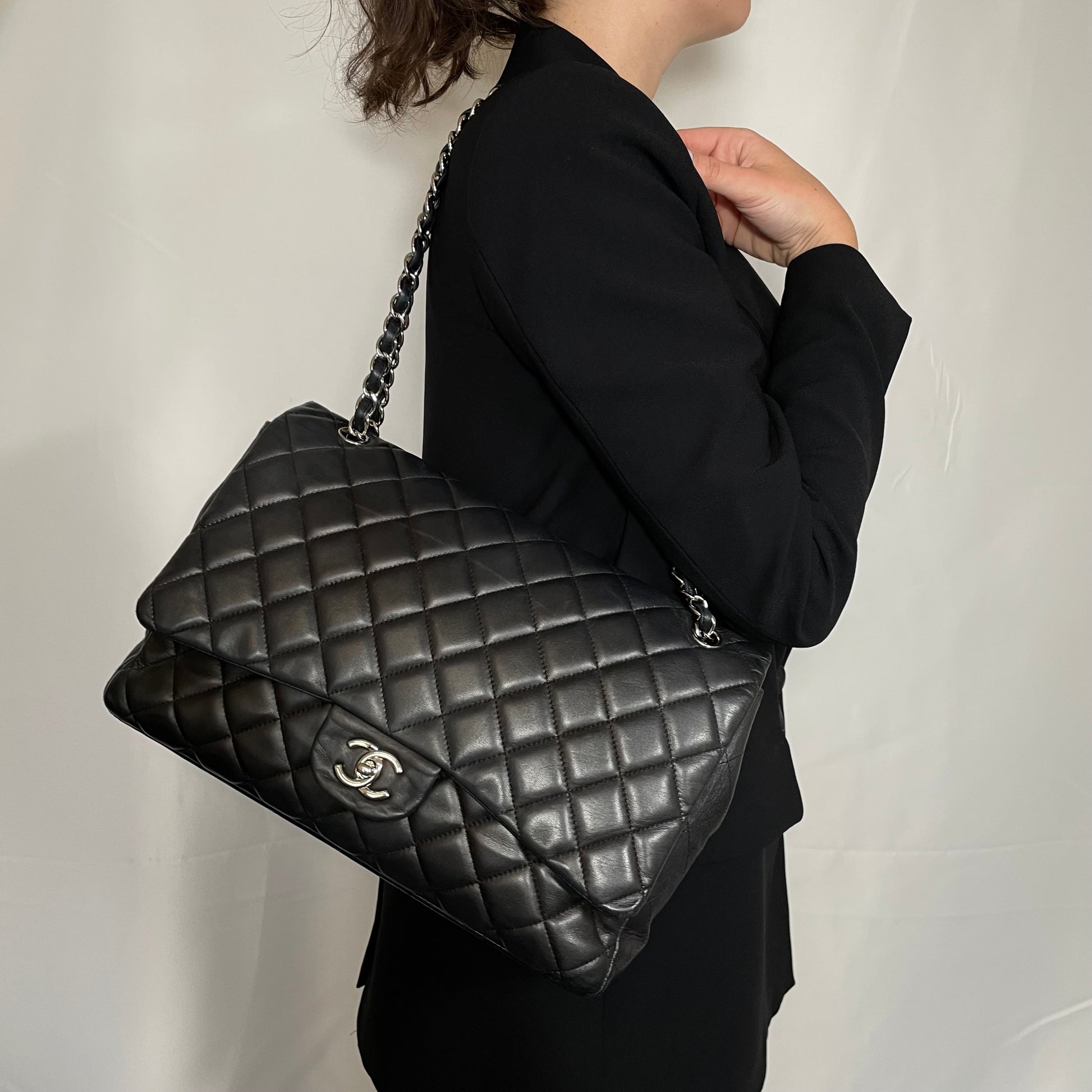 CHANEL Medium Classic Double Flap Shoulder Bag in Black Lambskin - GHW