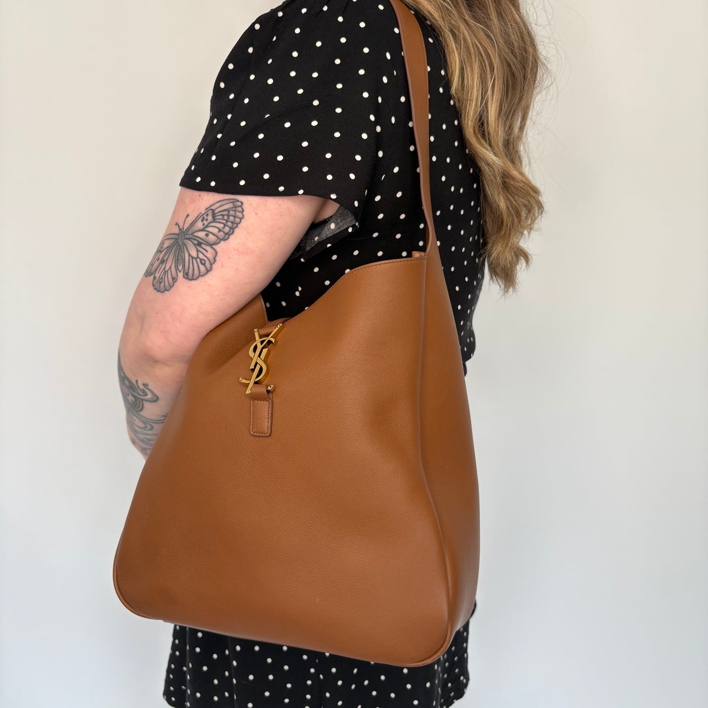 Saint Laurent Le 5 à 7 Supple Large Fox Leather 2024