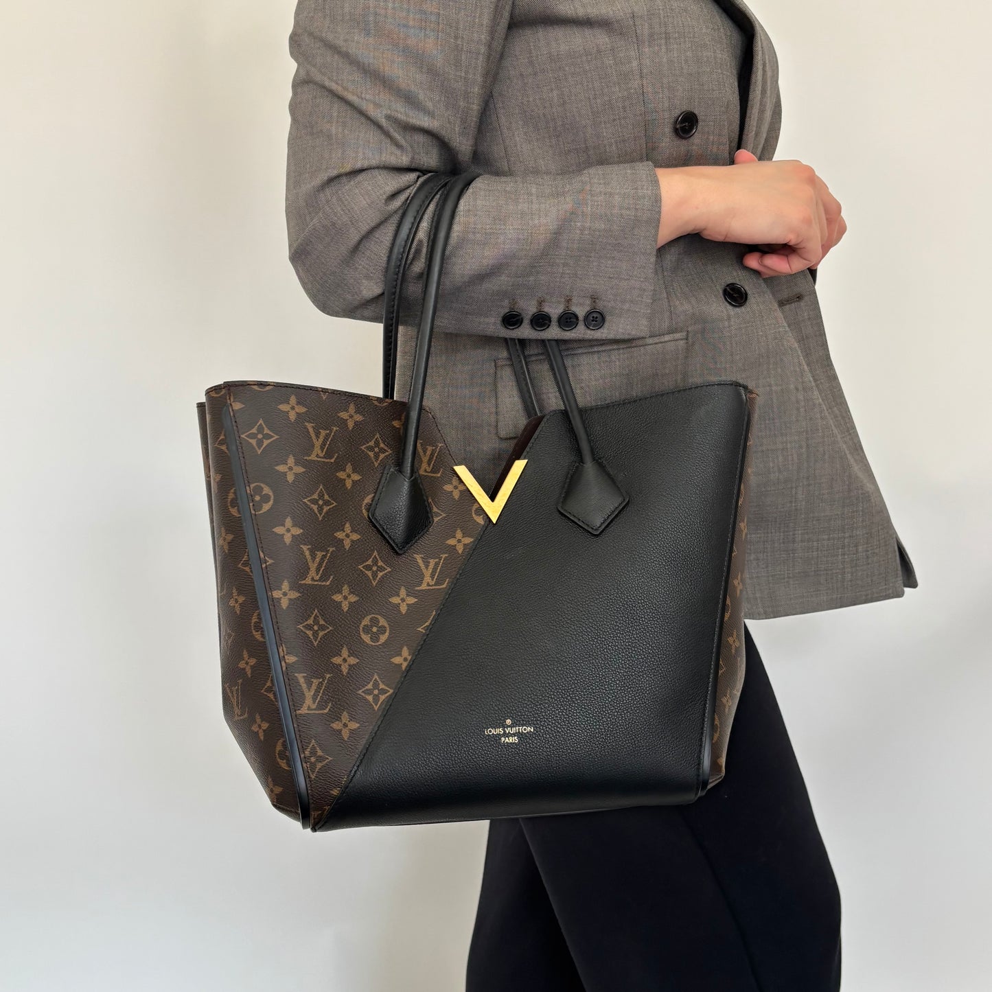 Louis Vuitton Kimono MM Tote Monogram & Black Leather