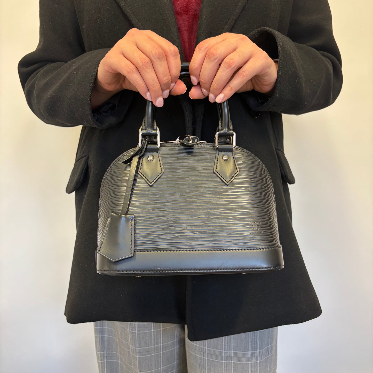 Louis Vuitton Black Epi Alma BB AA0261 - 2021