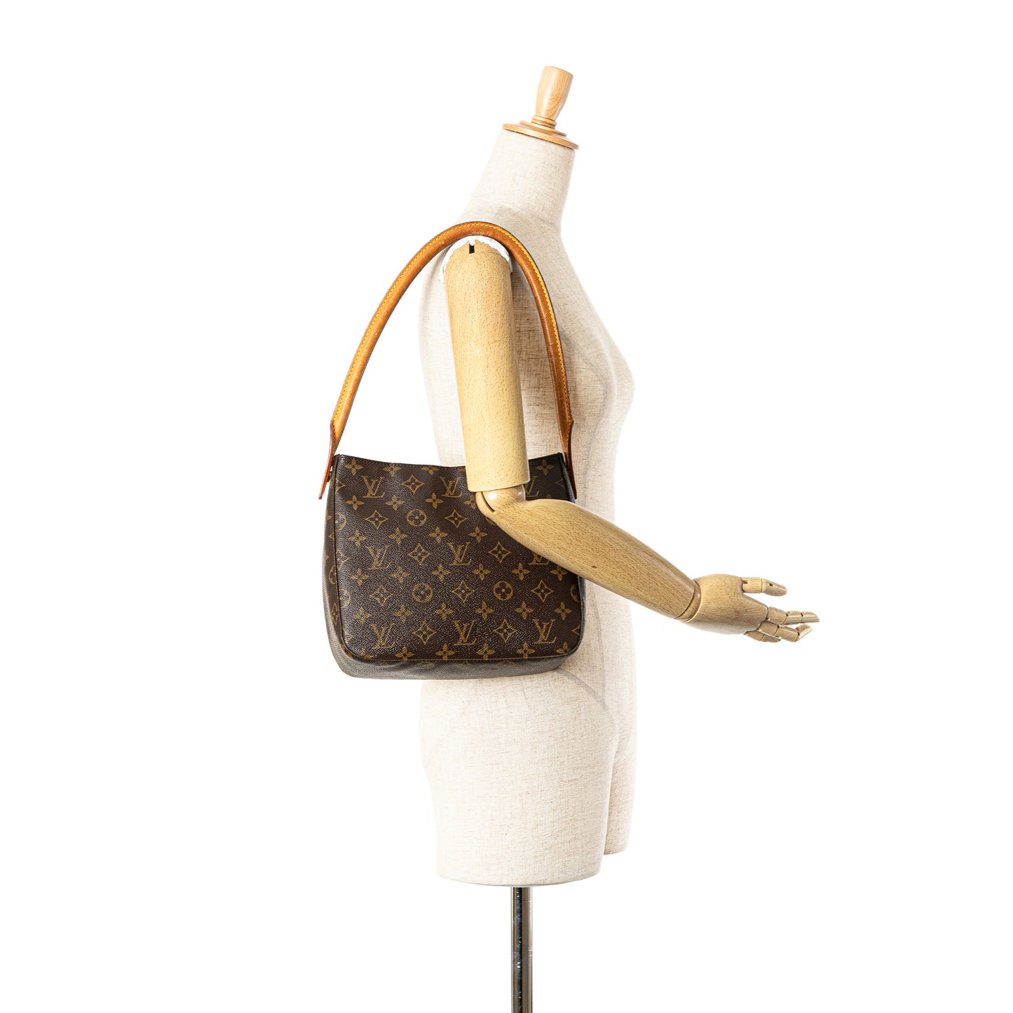 Monogram Looping MM Image# 8
