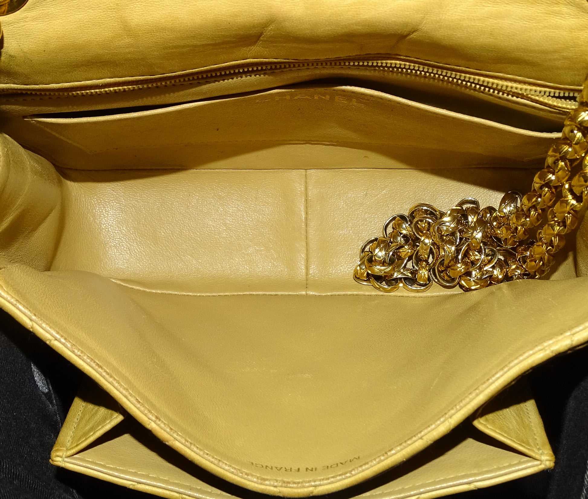 Chanel Beige Lambskin Vinatge Gold Bijoux Single Flap Shoulder Bag –  Designer Exchange Ltd
