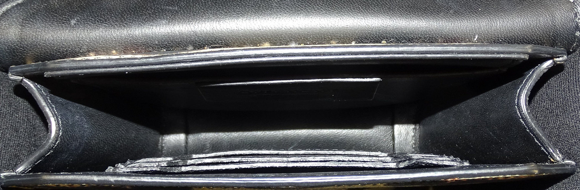 Givenchy Jaguar Print Grainy Calfskin Leather Bow Cut Wallet On Chain Bags Givenchy 