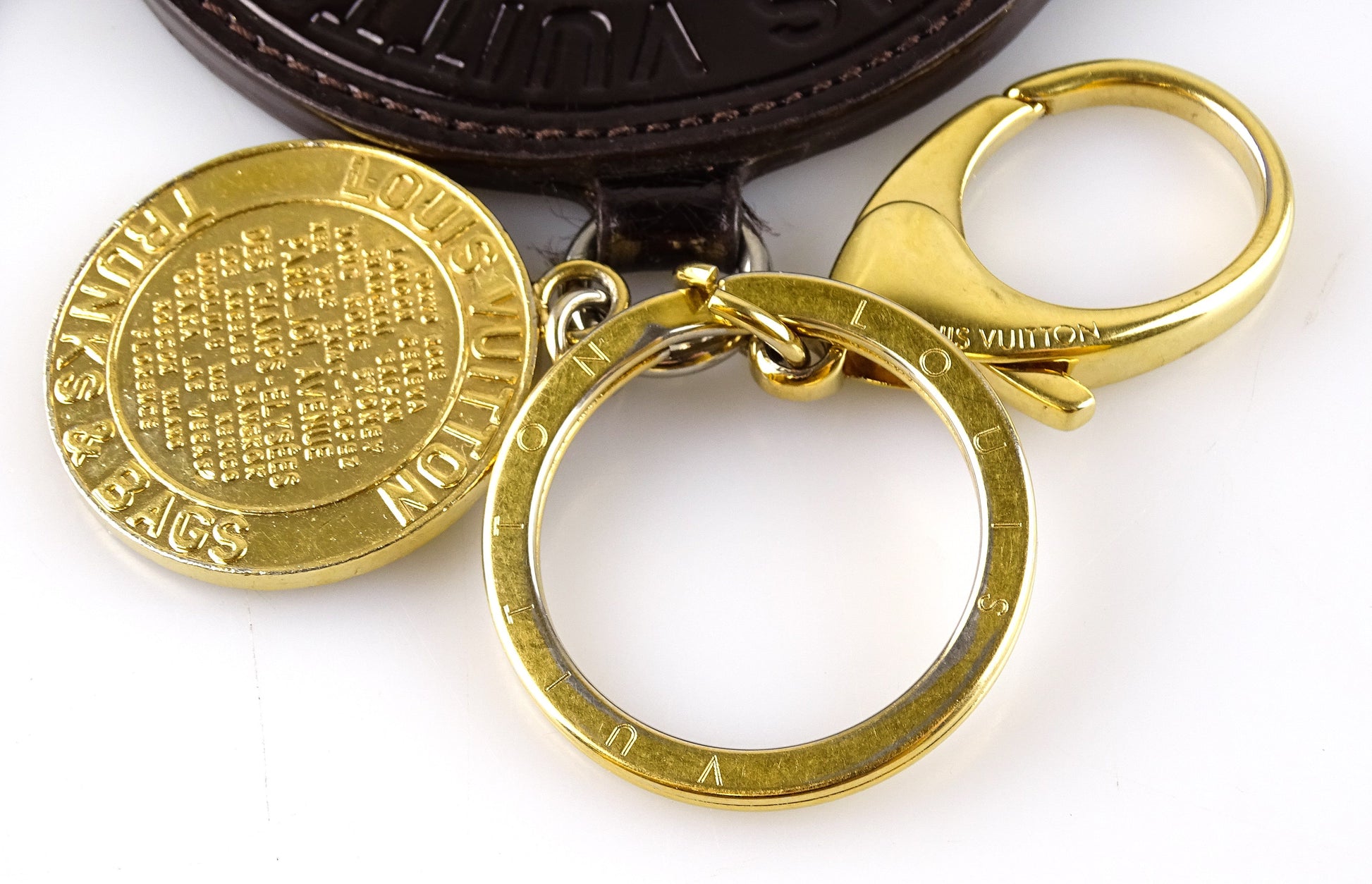 Louis Vuitton Trunks and Bags Disc Key Charm Gold/Amarante Jewellery Louis Vuitton 